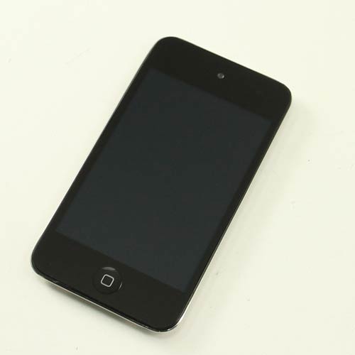 Apple iPod Touch 8GB 4th Gen Generation Black  Facetime Video Used 